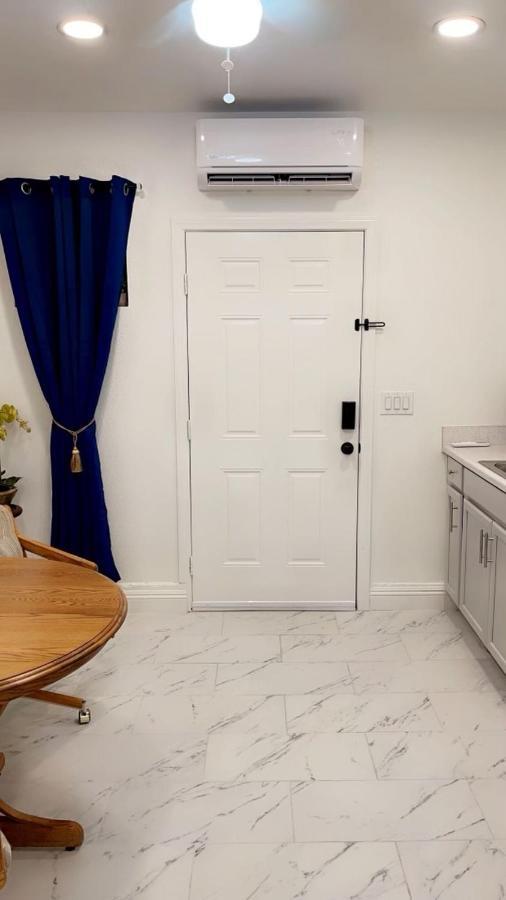 Guest House , 5 Min Away From Las Airport. 라스베이거스 외부 사진