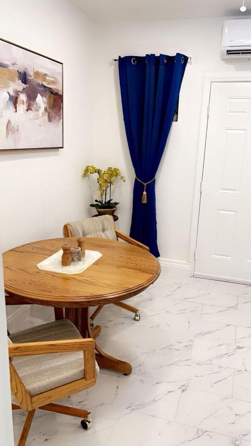 Guest House , 5 Min Away From Las Airport. 라스베이거스 외부 사진